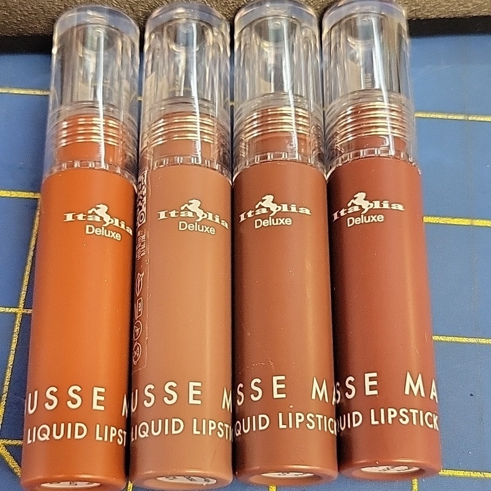Italia Deluxe Mousse Matte Liquid Lipsticks Set of 4